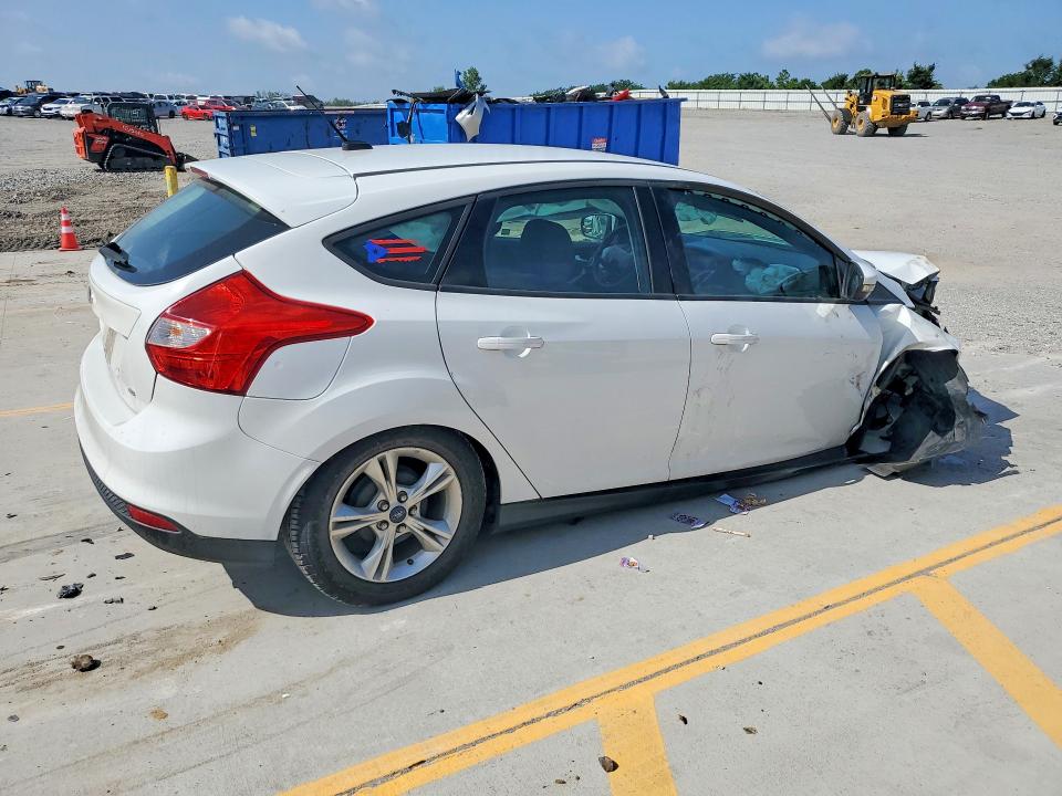 59185276 :رقم المزاد ، 1FADP3K22EL200015 vin ، 2014 Ford Focus مزاد بيع