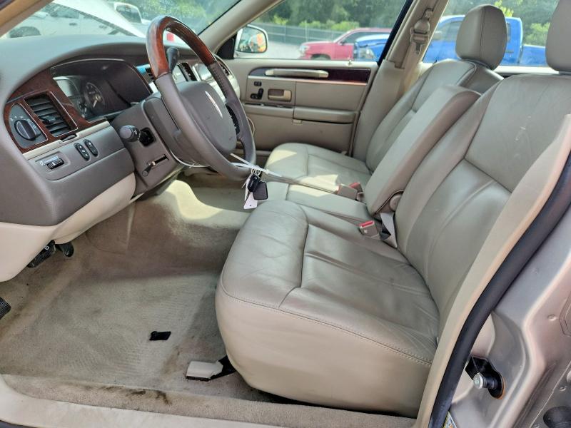 2008 Lincoln Town Car მანქანა იყიდება აუქციონზე, vin: 2LNHM82V68X659949, აუქციონის ნომერი: 59084176