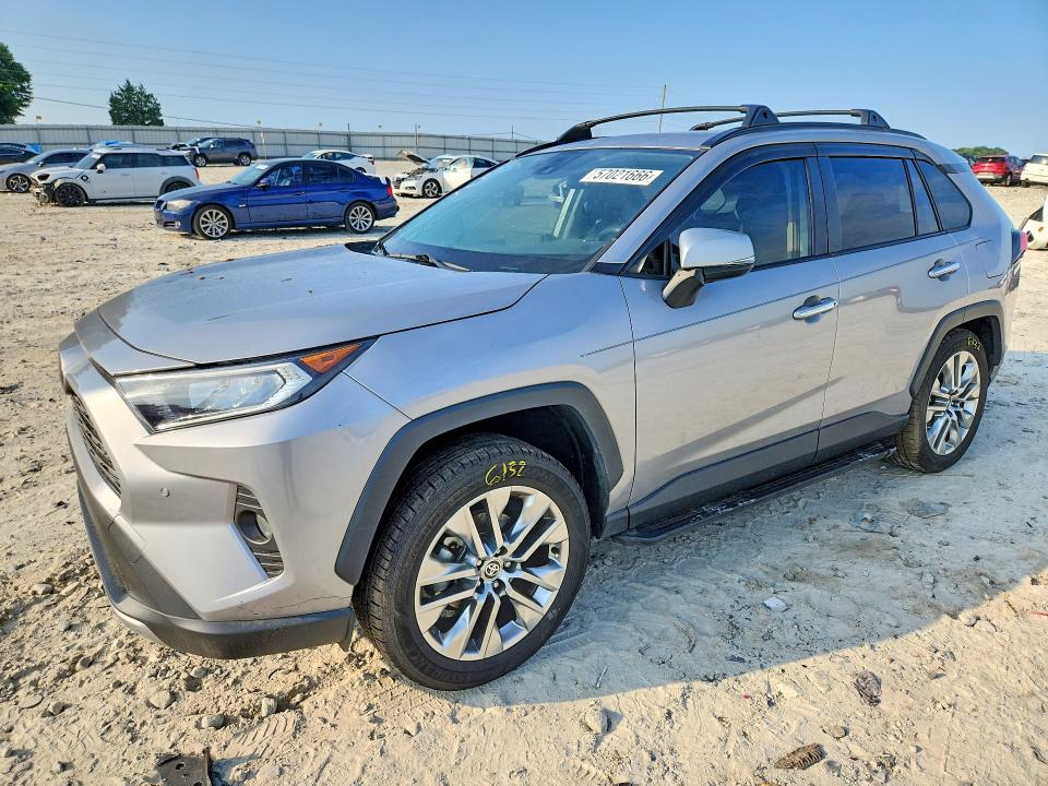 Auction sale of the 2021 Toyota Rav4, vin: JTMY1RFV8MD071632, lot number: 57021666
