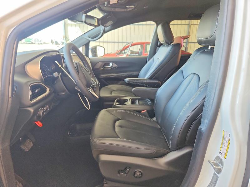 Продаж на аукціоні авто 2027 Chrysler Pacifica, vin: 2C4RC1BG3VR556685, номер лоту: 57512516