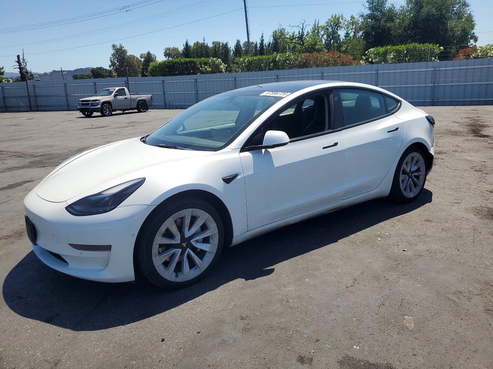 2022 Tesla Model 3 მანქანა იყიდება აუქციონზე, vin: 5YJ3E1EA0NF185682, აუქციონის ნომერი: 57596726