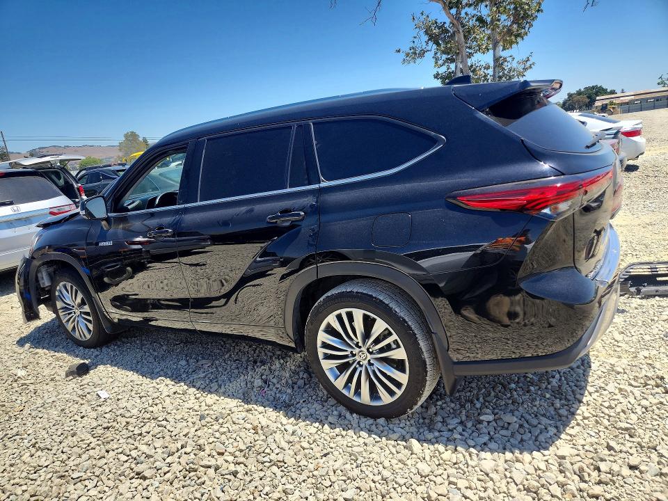 Продаж на аукціоні авто 2021 Toyota Highlander, vin: 5TDEBRCHXMS064166, номер лоту: 58486526