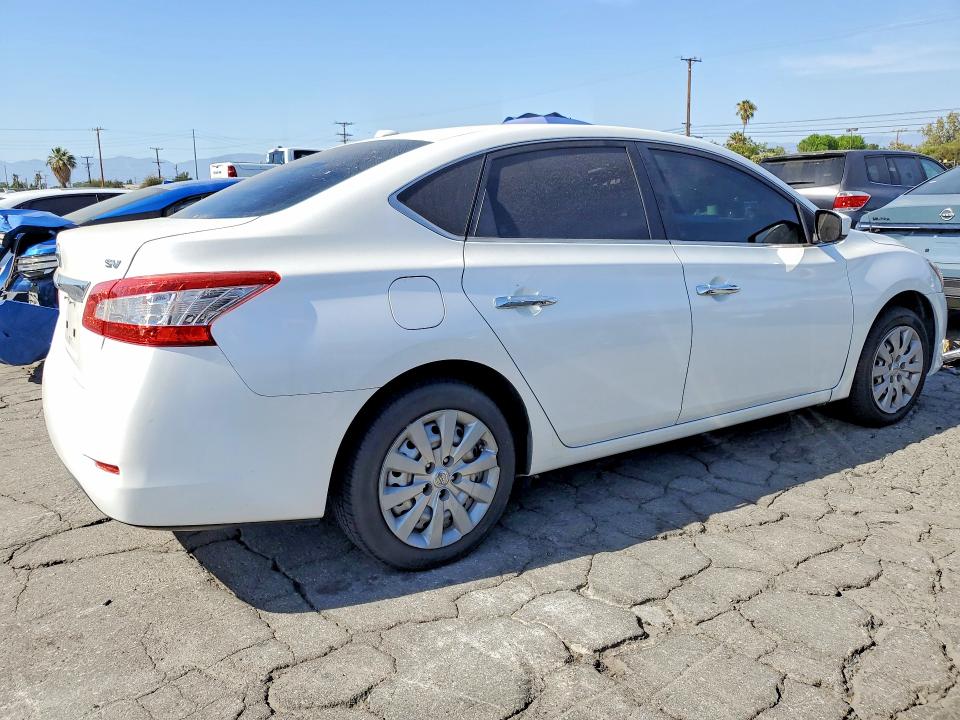 57195366 :رقم المزاد ، 3N1AB7AP7FY247794 vin ، 2015 Nissan Sentra مزاد بيع