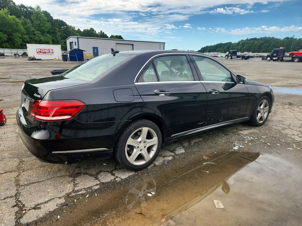2014 Mercedes-benz E მანქანა იყიდება აუქციონზე, vin: WDDHF8JB4EA883303, აუქციონის ნომერი: 58204306