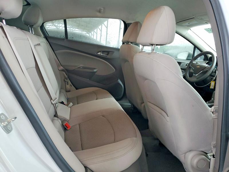 56401546 :رقم المزاد ، 1G1BE5SM0J7240125 vin ، 2018 Chevrolet Cruze مزاد بيع