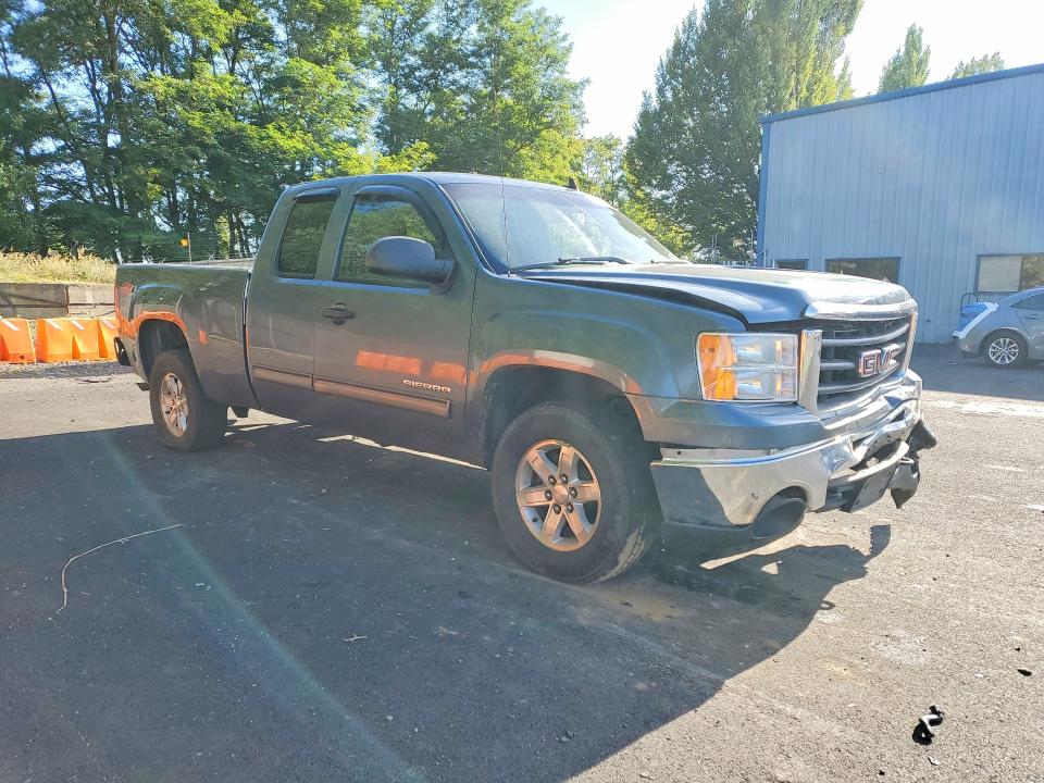 59681176 :رقم المزاد ، 1GTR2VE35BZ361126 vin ، 2011 Gmc Sierra مزاد بيع