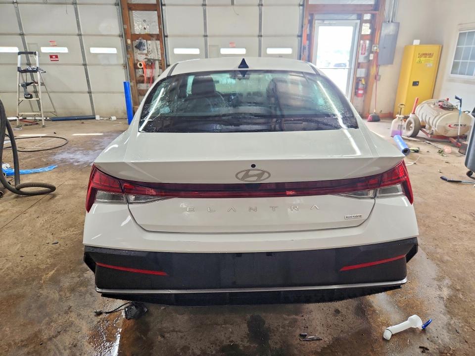 58333226 :رقم المزاد ، KMHLM4DJ9TU182981 vin ، 2026 Hyundai Elantra Hybrid مزاد بيع