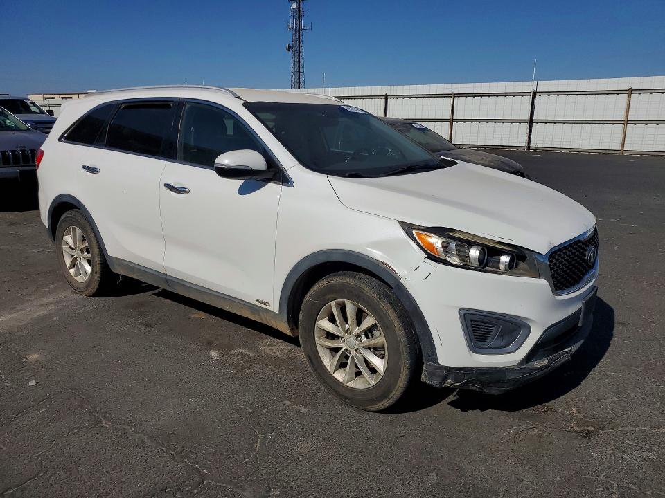 58765186 :رقم المزاد ، 5XYPGDA38GG052507 vin ، 2016 Kia Sorento مزاد بيع