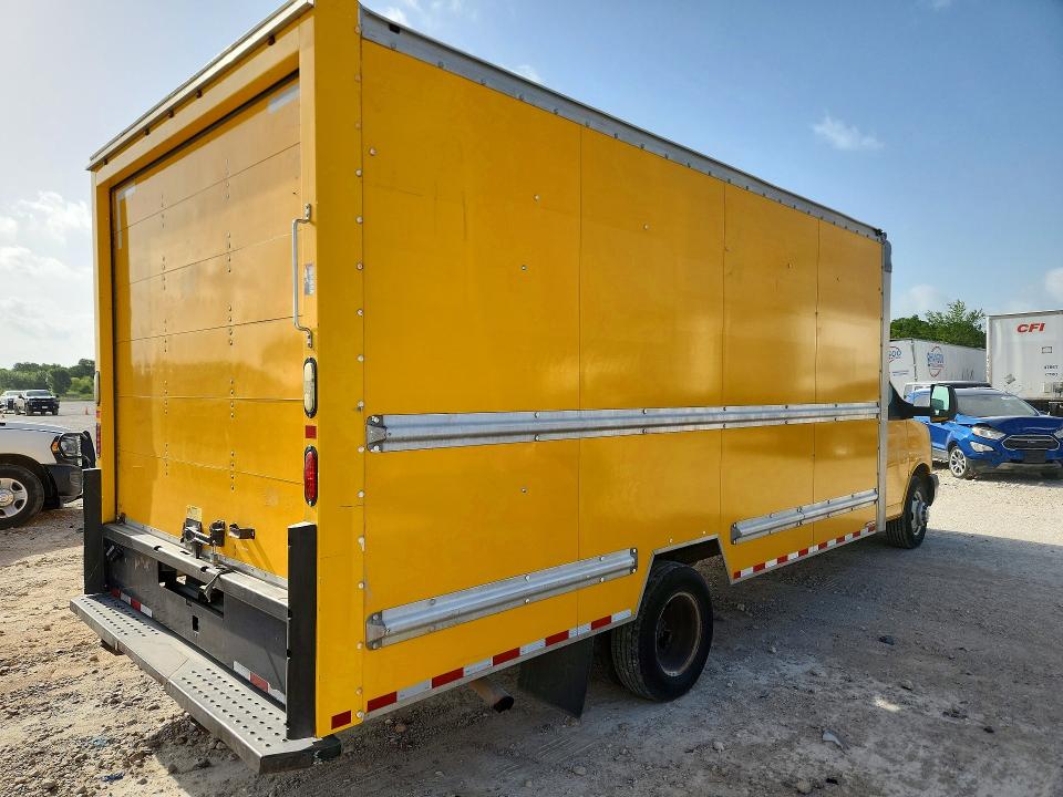 56638506 :رقم المزاد ، 1GD374CG2F1168312 vin ، 2015 Gmc Savana مزاد بيع