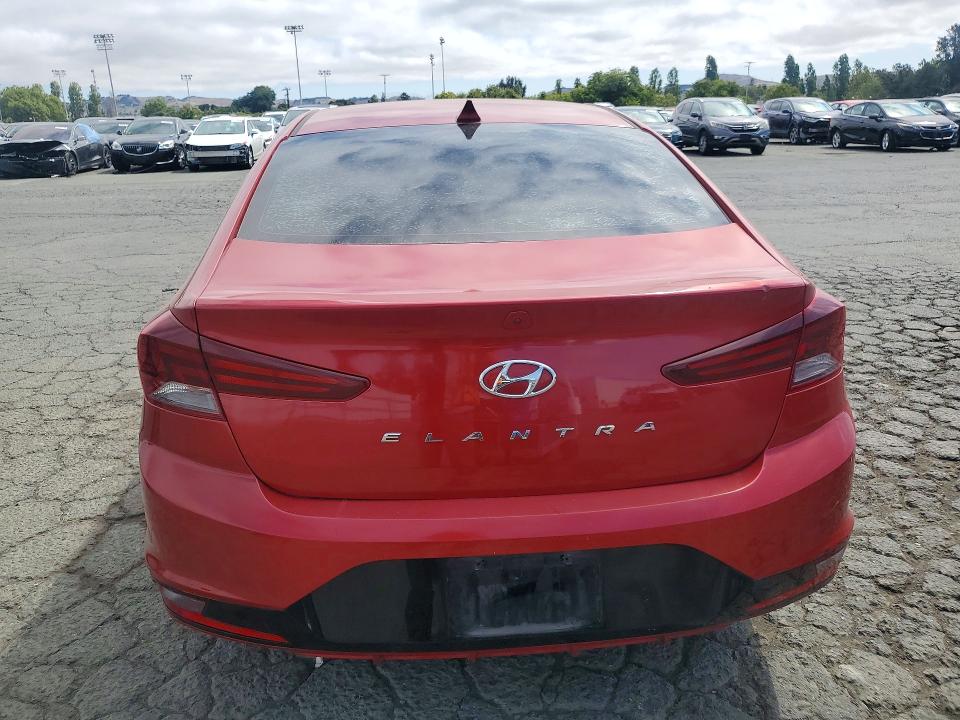 2019 Hyundai Elantra მანქანა იყიდება აუქციონზე, vin: 5NPD84LF4KH480115, აუქციონის ნომერი: 57947266