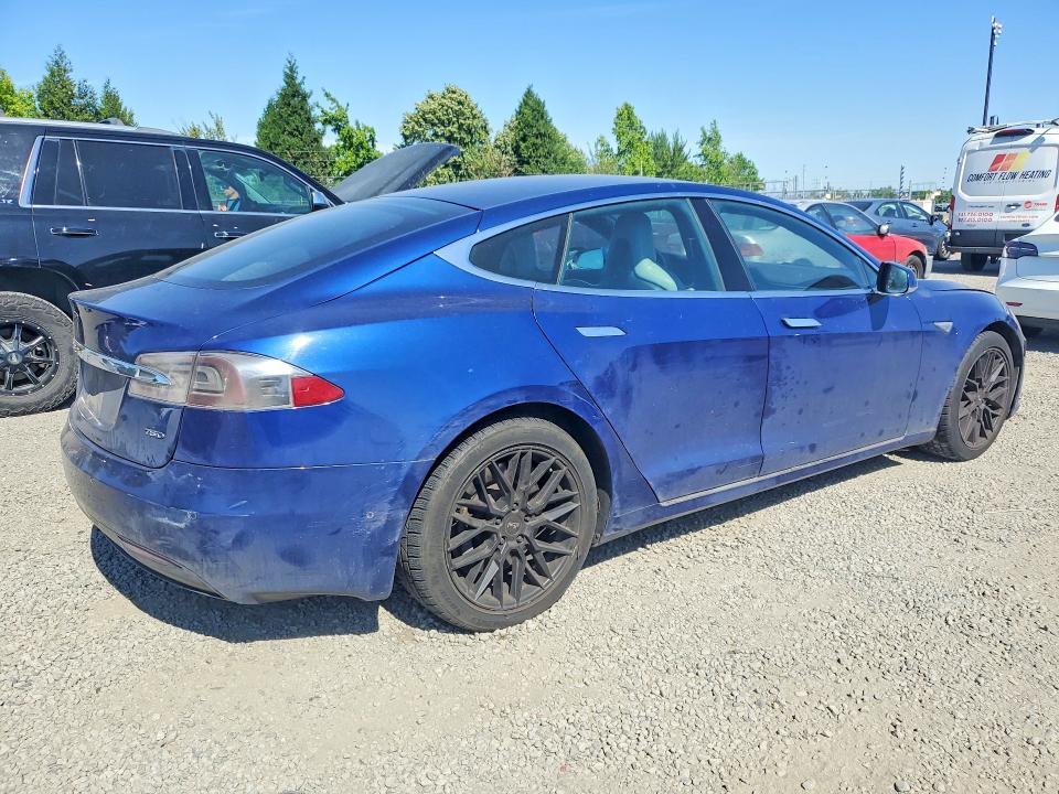 Продажа на аукционе авто 2016 Tesla Model S, vin: 5YJSA1E22GF136812, номер лота: 57739606