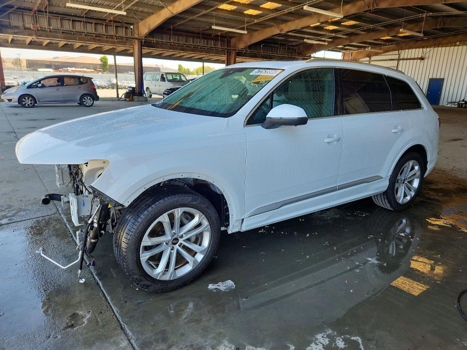 2025 Audi Q7 მანქანა იყიდება აუქციონზე, vin: WA1LCBF71SD006559, აუქციონის ნომერი: 57263996