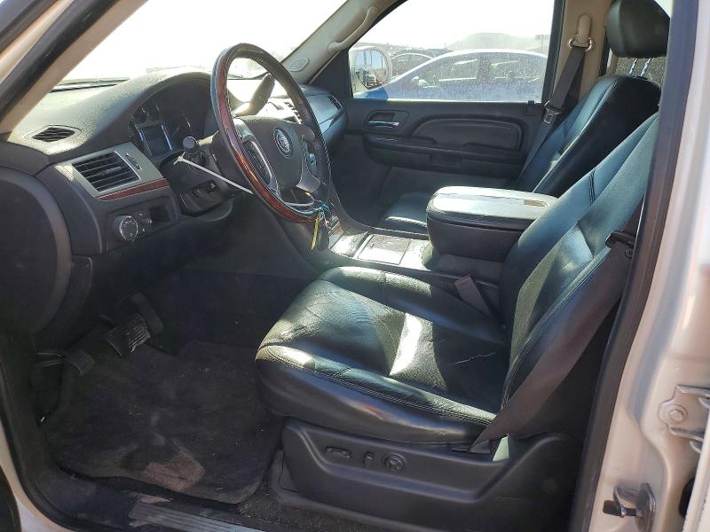 56300786 :رقم المزاد ، 3GYFK62877G230984 vin ، 2007 Cadillac Escalade مزاد بيع