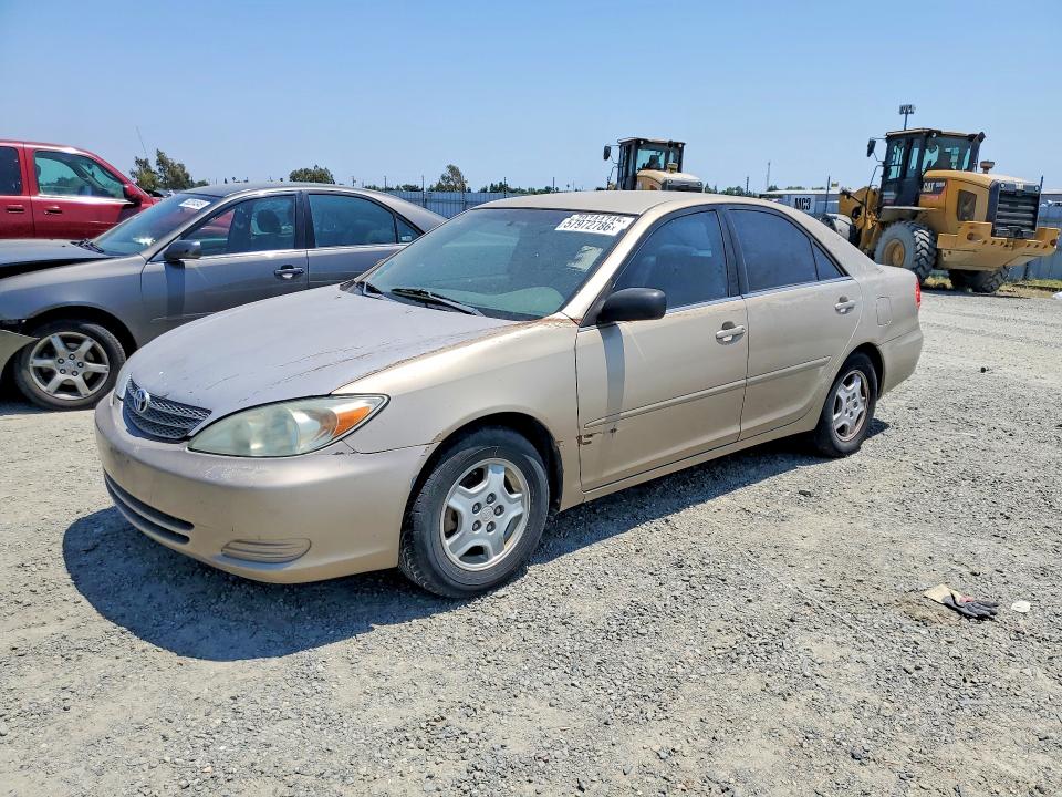 Auction sale of the 2002 Toyota Camry, vin: 4T1BF32K42U026454, lot number: 57972786