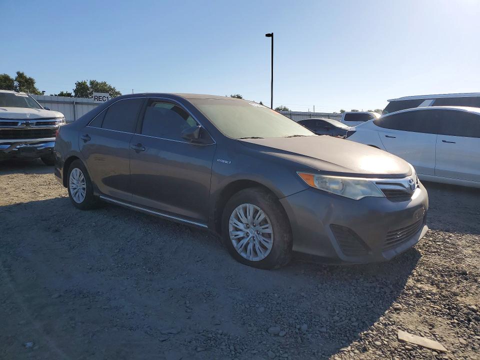 2013 Toyota Camry Hybrid მანქანა იყიდება აუქციონზე, vin: 4T1BD1FK2DU096445, აუქციონის ნომერი: 57515486