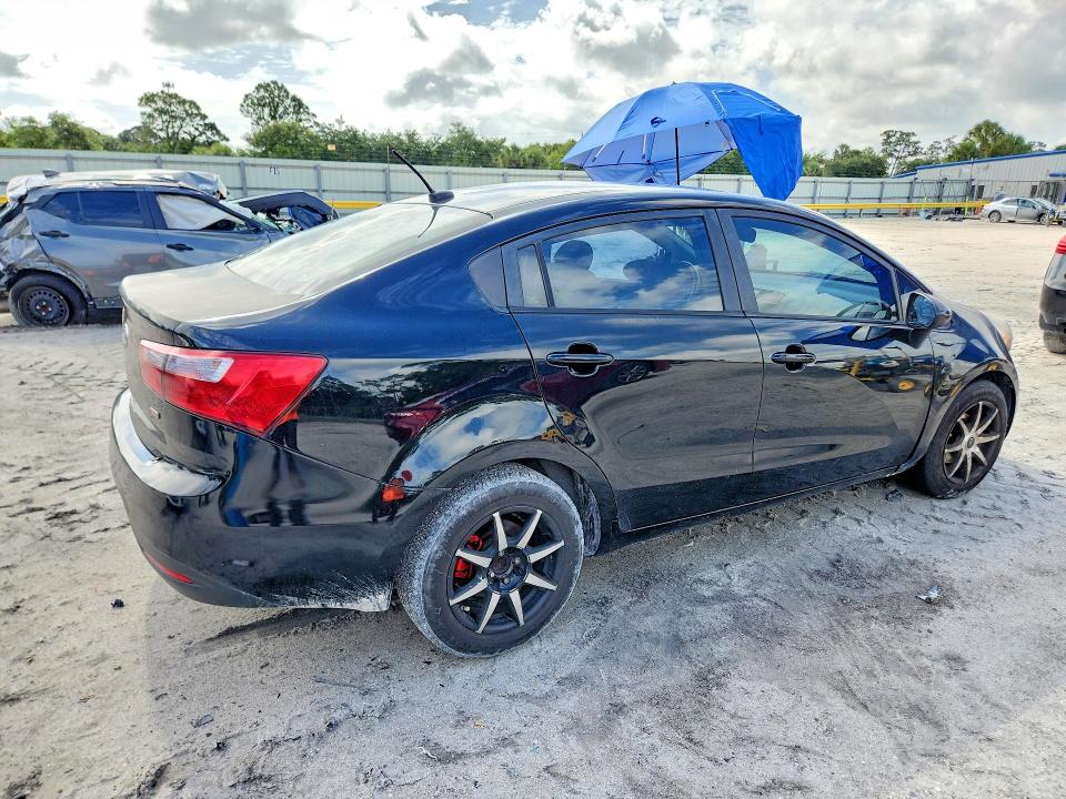 Продаж на аукціоні авто 2015 Kia Rio, vin: KNADM4A3XF6433799, номер лоту: 54822426