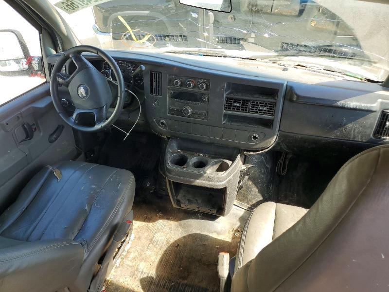 56249766 :رقم المزاد ، 1GCGG25K281204062 vin ، 2008 Chevrolet Express G2500 مزاد بيع