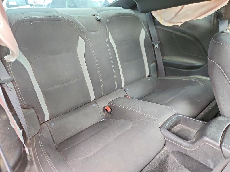 56692676 :رقم المزاد ، 1G1FE1R73J0123044 vin ، 2018 Chevrolet Camaro مزاد بيع