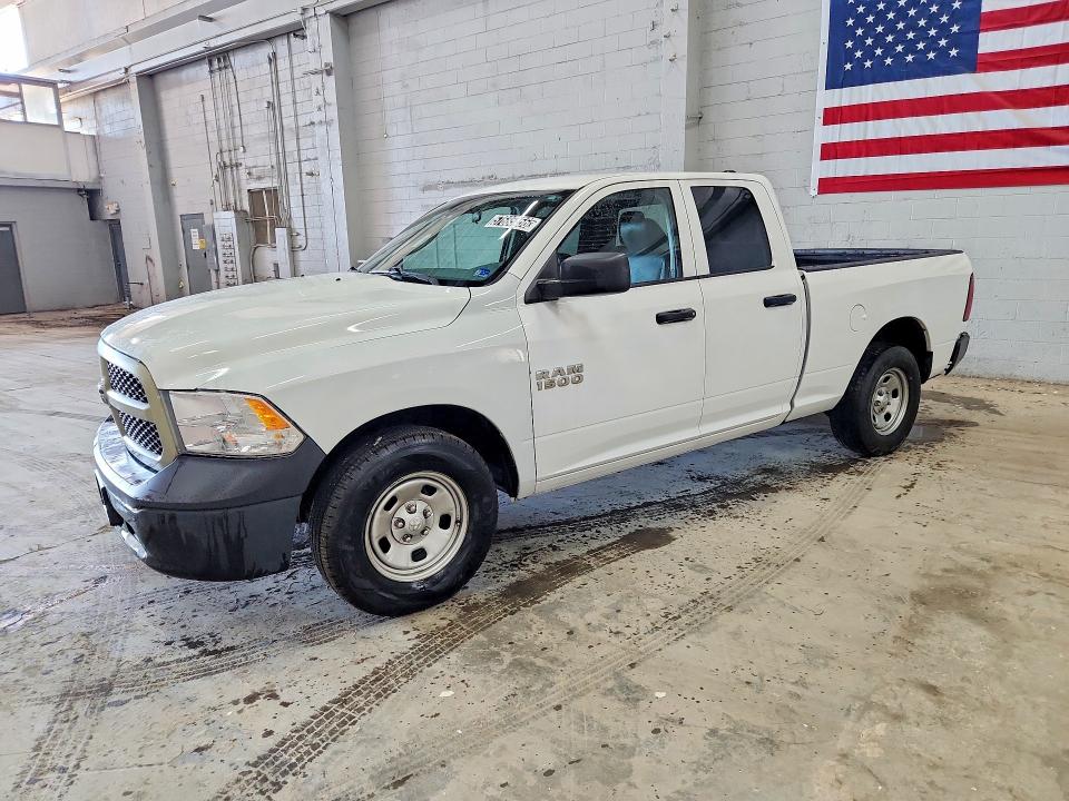 57685956 :رقم المزاد ، 1C6RR6FG4JS324098 vin ، 2018 Ram 1500 مزاد بيع