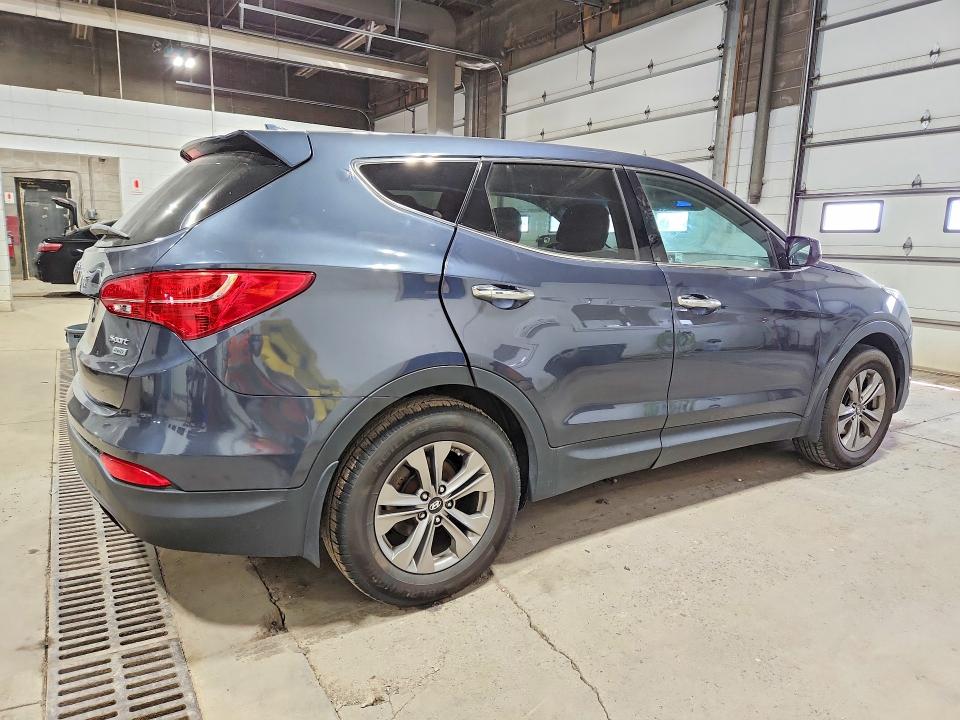 Продажа на аукционе авто 2015 Hyundai Santa Fe Sport, vin: 5XYZTDLB3FG282107, номер лота: 55558566