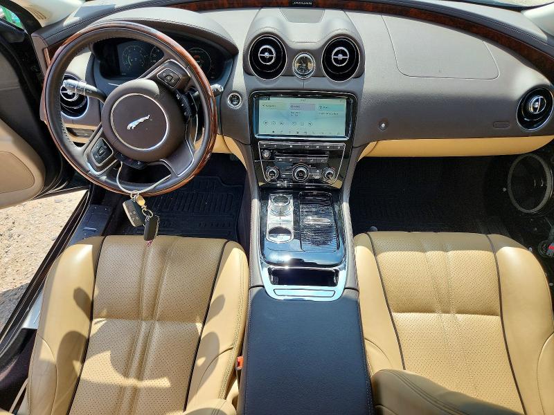 56633046 :رقم المزاد ، SAJWA1C78K8W19456 vin ، 2019 Jaguar Xj مزاد بيع