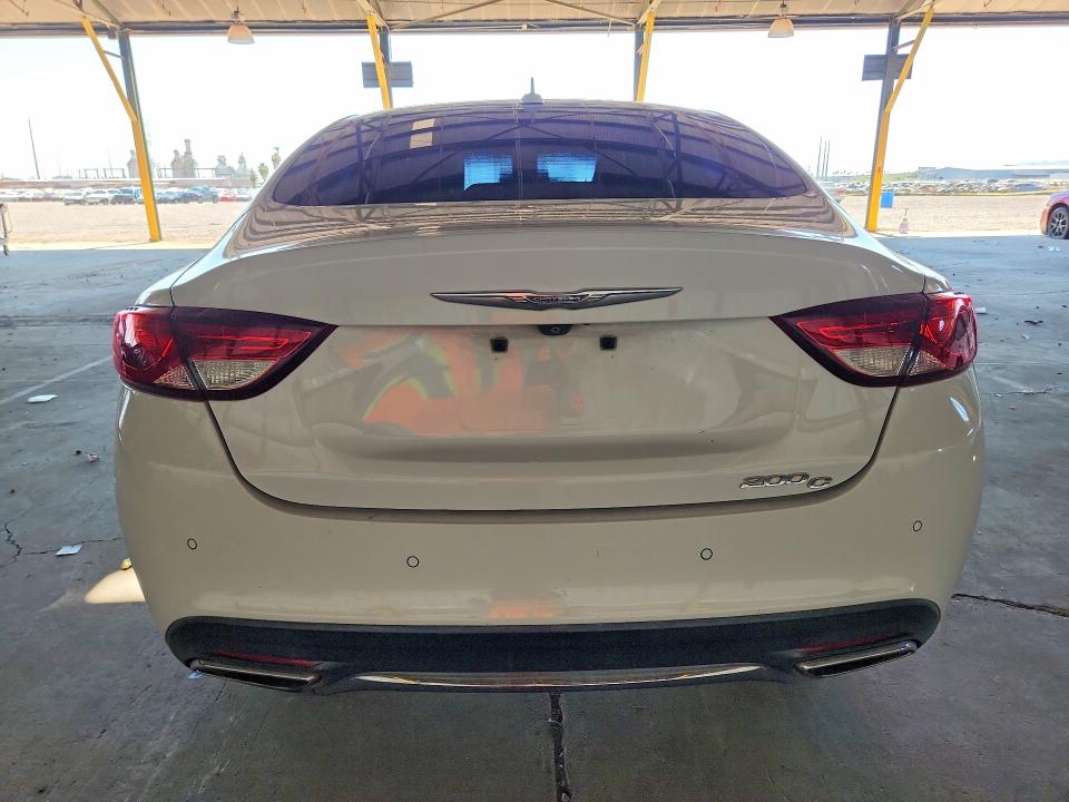 57608486 :رقم المزاد ، 1C3CCCCG5FN565438 vin ، 2015 Chrysler 200 مزاد بيع