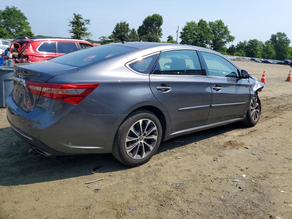 59251686 :رقم المزاد ، 4T1BK1EB4JU269269 vin ، 2018 Toyota Avalon مزاد بيع