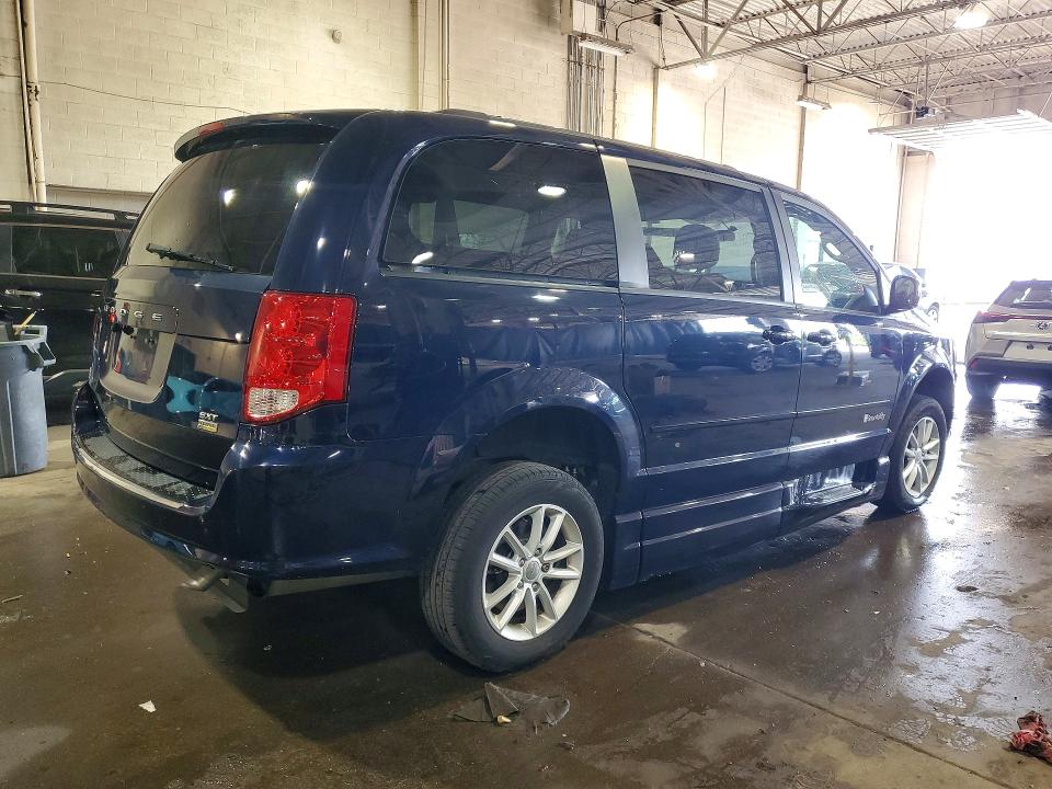 2015 Dodge Grand Caravan მანქანა იყიდება აუქციონზე, vin: 2C4RDGCGXFR623654, აუქციონის ნომერი: 56043606