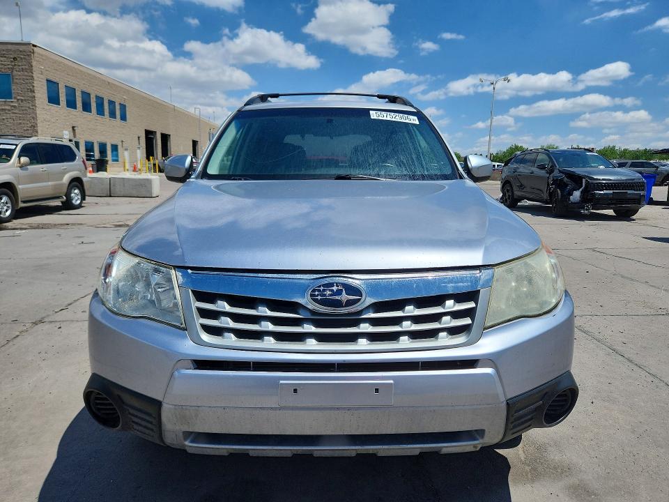 55752906 :رقم المزاد ، JF2SHBCC8CH409681 vin ، 2012 Subaru Forester مزاد بيع