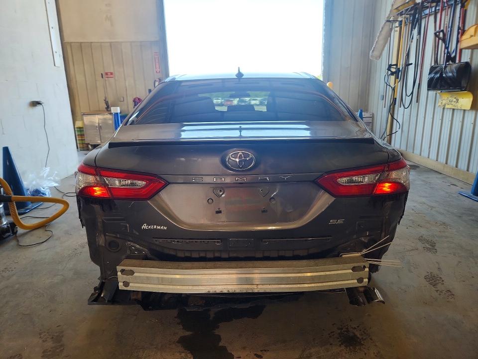 55493406 :رقم المزاد ، 4T1B11HK6KU766310 vin ، 2019 Toyota Camry مزاد بيع