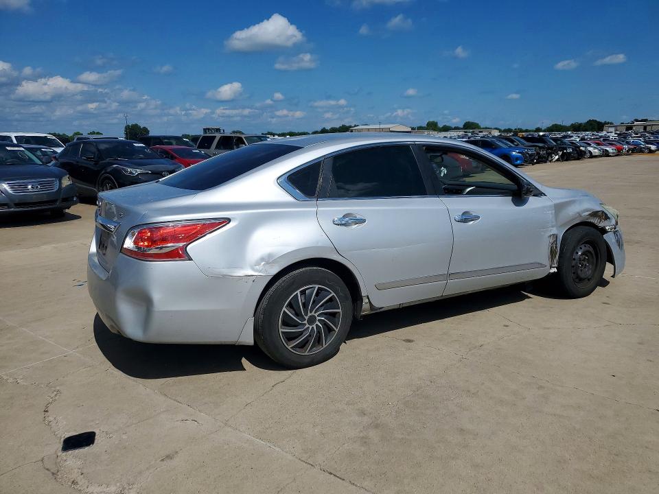 56635606 :رقم المزاد ، 1N4AL3AP9FN326339 vin ، 2015 Nissan Altima مزاد بيع