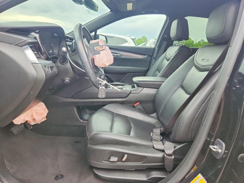 59076366 :رقم المزاد ، 1GYKNBR45LZ235824 vin ، 2020 Cadillac Xt5 مزاد بيع