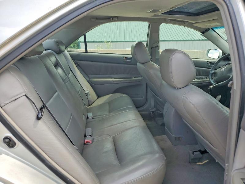 57560706 :رقم المزاد ، 4T1BE32K03U665922 vin ، 2003 Toyota Camry مزاد بيع