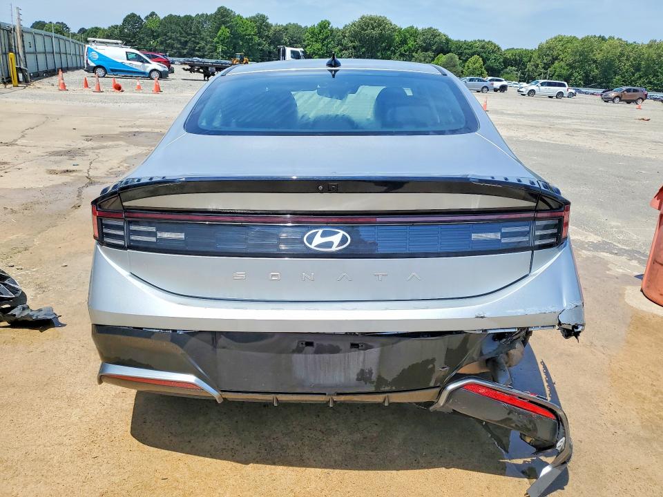 Продажа на аукционе авто 2024 Hyundai Sonata, vin: KMHL64JA1RA414384, номер лота: 56081066