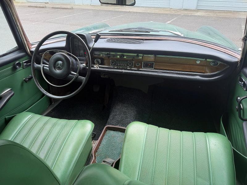 56327856 :رقم المزاد ، 11101012108481 vin ، 1968 Mercedes-benz 230s مزاد بيع