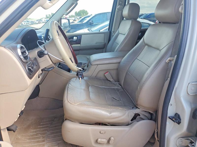 55988686 :رقم المزاد ، 1FMFU205X6LA88354 vin ، 2006 Ford Expedition مزاد بيع
