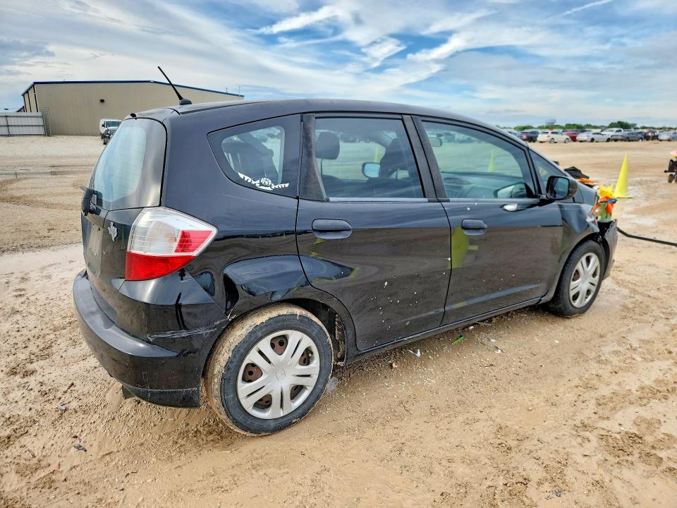 Продажа на аукционе авто 2011 Honda Fit, vin: JHMGE8H34BC027411, номер лота: 57709446