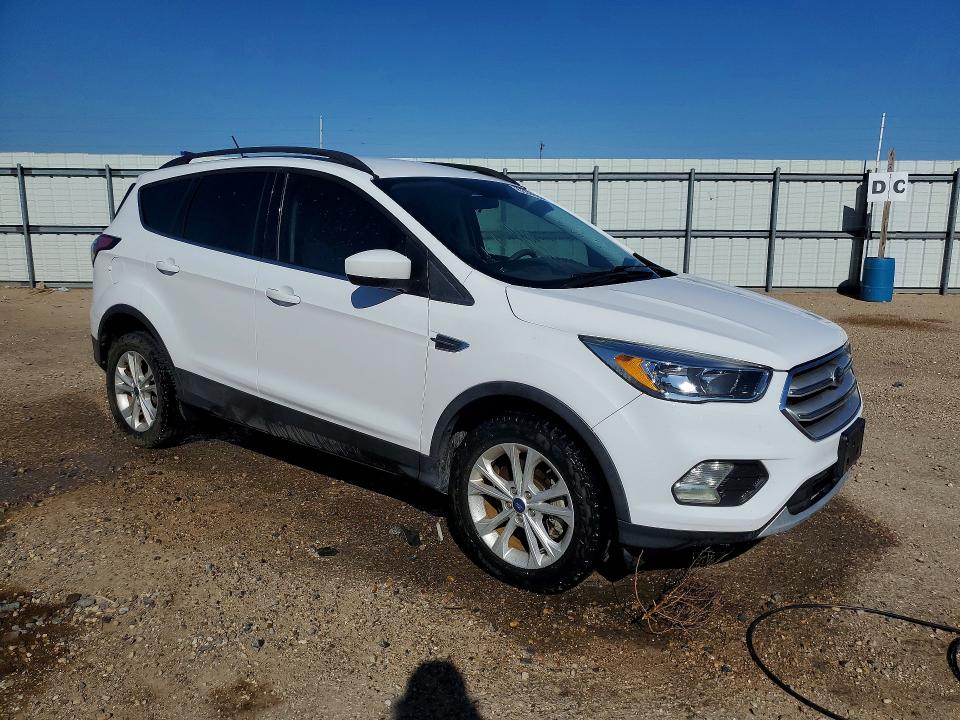 58093976 :رقم المزاد ، 1FMCU9GD0JUC34000 vin ، 2018 Ford Escape مزاد بيع