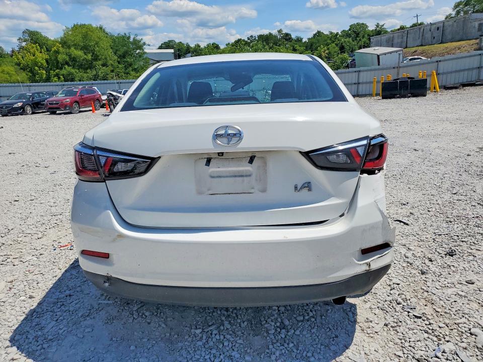 58538956 :رقم المزاد ، 3MYDLBZV7GY119975 vin ، 2016 Scion Ia مزاد بيع
