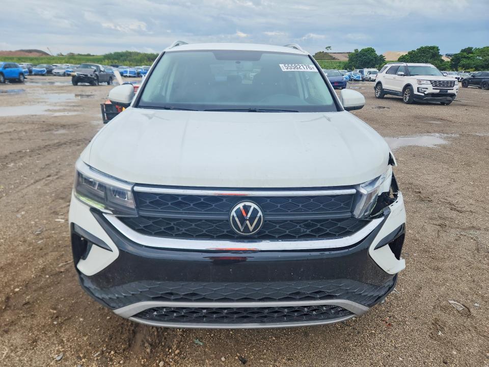 Продаж на аукціоні авто 2022 Volkswagen Taos, vin: 3VVRX7B26NM088195, номер лоту: 55582176