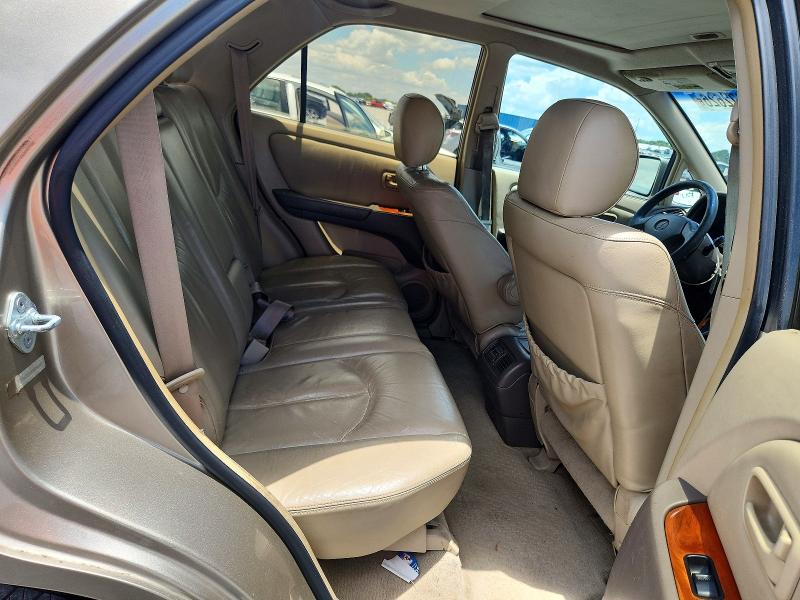 57172626 :رقم المزاد ، JT6GF10U6Y0052807 vin ، 2000 Lexus Rx مزاد بيع