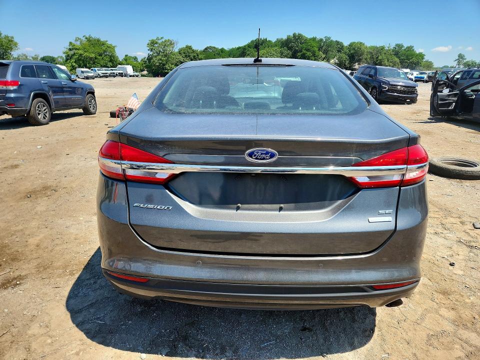 58069476 :رقم المزاد ، 3FA6P0HD4HR189301 vin ، 2017 Ford Fusion مزاد بيع