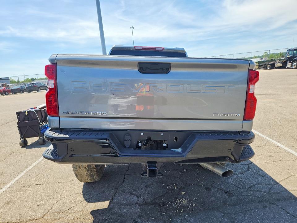 Продаж на аукціоні авто 2026 Chevrolet Silverado, vin: 1GC5KME74TF220014, номер лоту: 56221596
