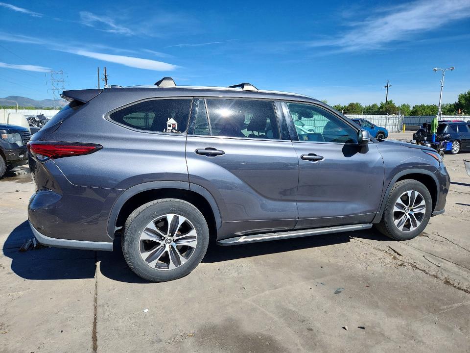 2020 Toyota Highlander მანქანა იყიდება აუქციონზე, vin: 5TDGZRAH9LS021461, აუქციონის ნომერი: 57709406