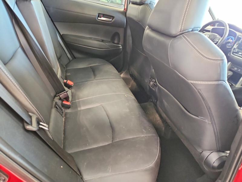 56322646 :رقم المزاد ، 7MUDAABG1PV068111 vin ، 2023 Toyota Corolla Cross مزاد بيع