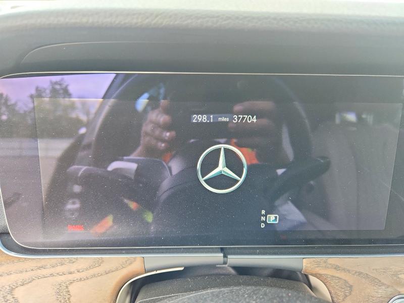 2022 Mercedes-benz E მანქანა იყიდება აუქციონზე, vin: W1KZF8EB1NB059946, აუქციონის ნომერი: 57824246