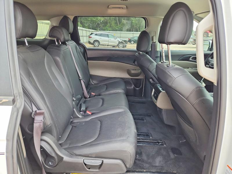 56670976 :رقم المزاد ، KNDNB5K39T6632100 vin ، 2026 Kia Carnival مزاد بيع
