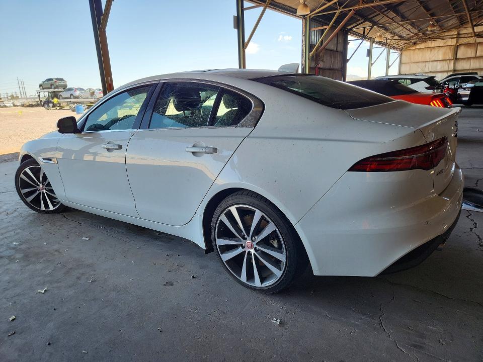 57546506 :رقم المزاد ، SAJAE4FX1LCP62937 vin ، 2020 Jaguar Xe مزاد بيع