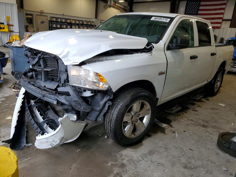 56495376 :رقم المزاد ، 1C6RR7KT1LS155928 vin ، 2020 Ram 1500 Classic مزاد بيع
