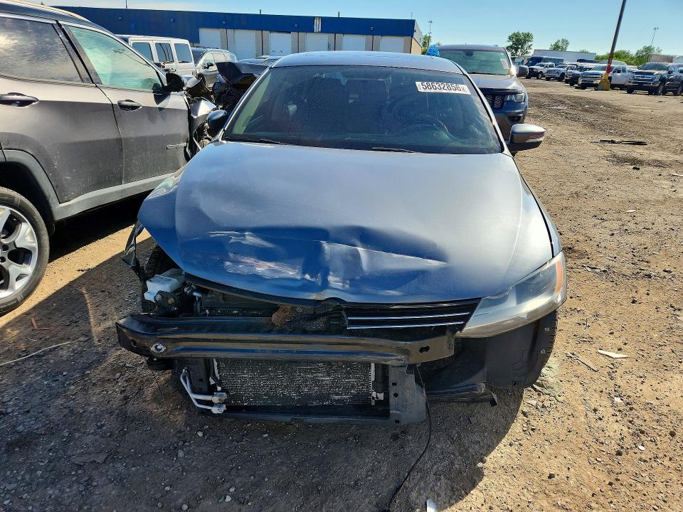 2013 Volkswagen Jetta მანქანა იყიდება აუქციონზე, vin: 3VWDX7AJ6DM374240, აუქციონის ნომერი: 58632856